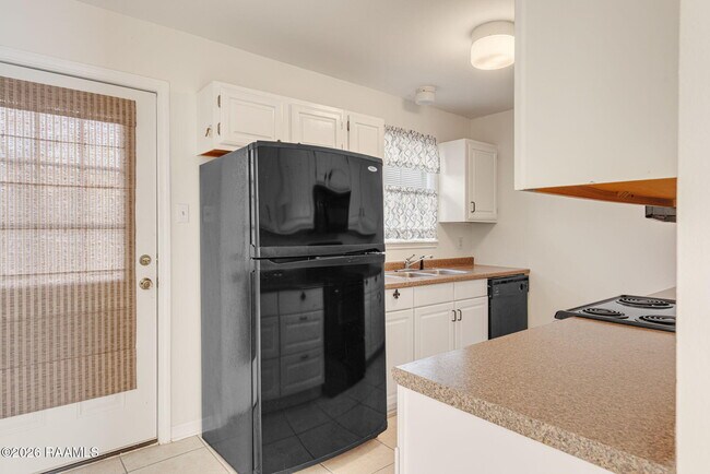 Building Photo - 100 Winchester Dr
