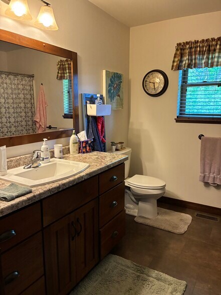 Building Photo - 2850 Swallowtail Ct