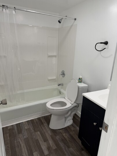 Building Photo - 750 E Michigan Ave