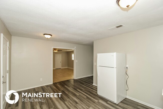 Building Photo - 3791 S Ridge Dr