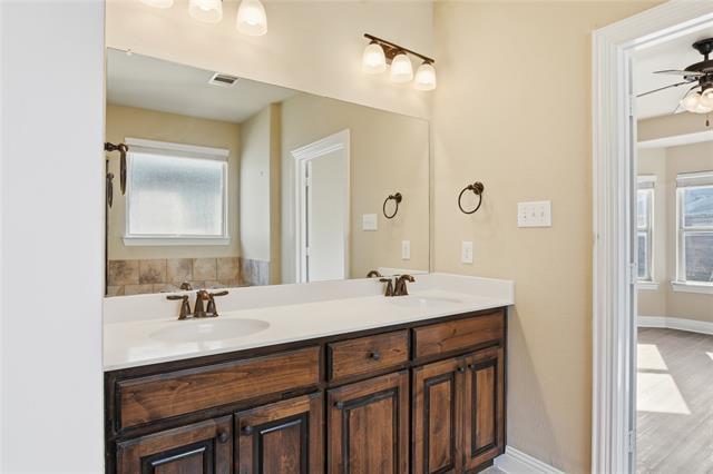 Building Photo - 10613 Troutt Dr