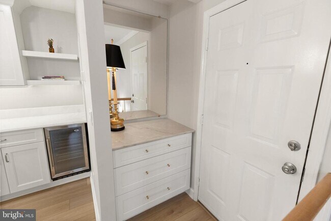 Building Photo - 5824 Inman Park Cir