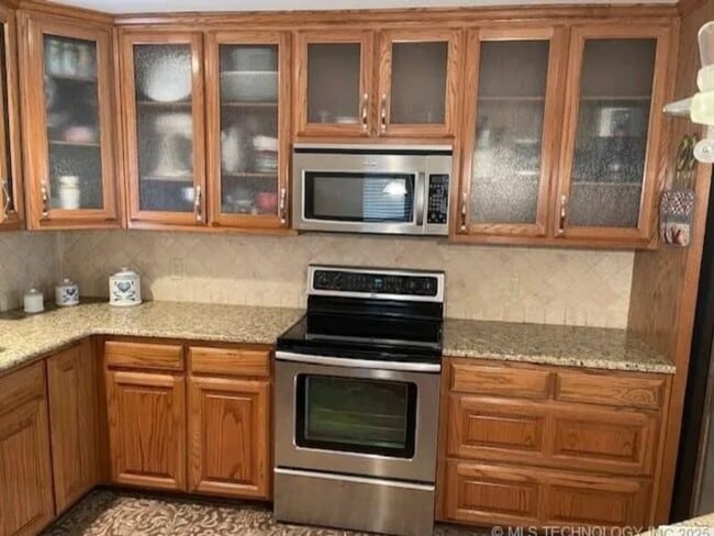 Building Photo - 8565 Lorene St