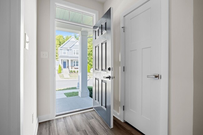 Building Photo - PRICE DROP on Beautiful 5 Bedroom Home wit...