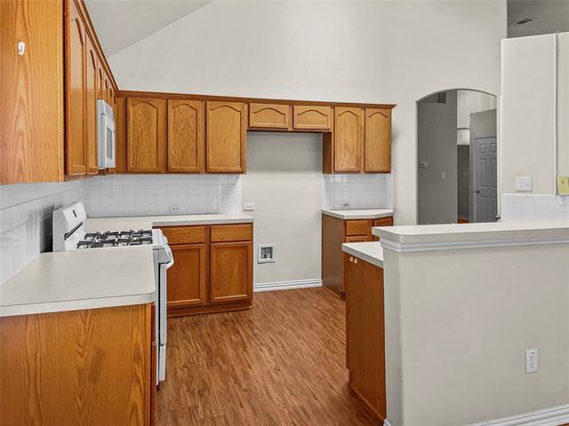 Building Photo - 6220 Reddenson Dr