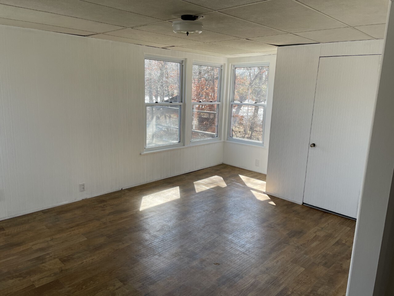 Building Photo - 4331 Ormond Dr