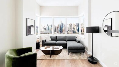 Building Photo - 1 bedroom in LONG ISLAND CITY NY 11101