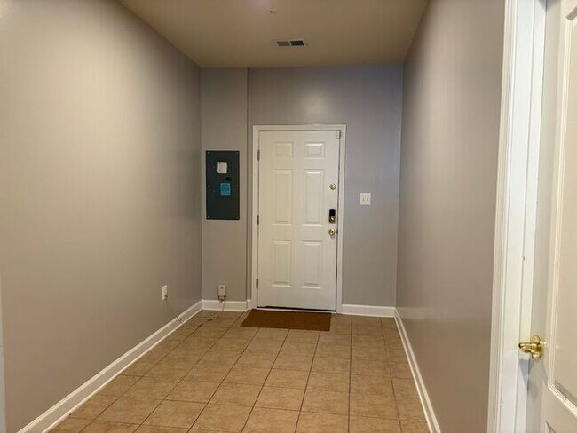 Building Photo - 8302 Gibbs Way