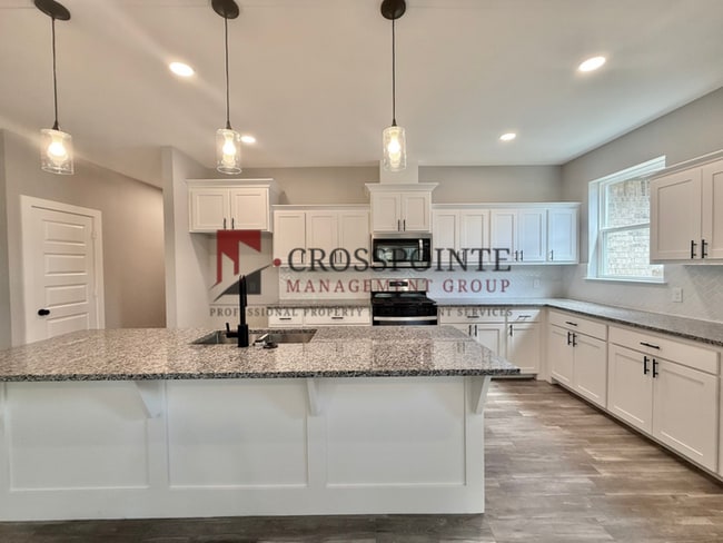 Building Photo - Spacious 4-Bedroom Home with 2.5 Bathrooms, 2-Car Garage & Fenced Yard