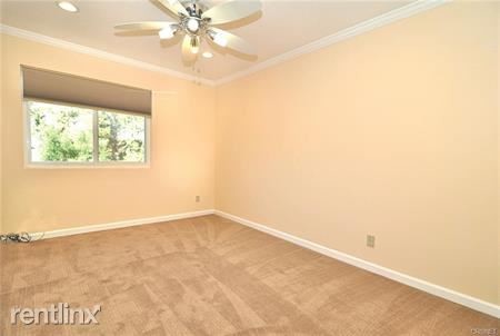 Building Photo - 7252 Elmsbury Ln