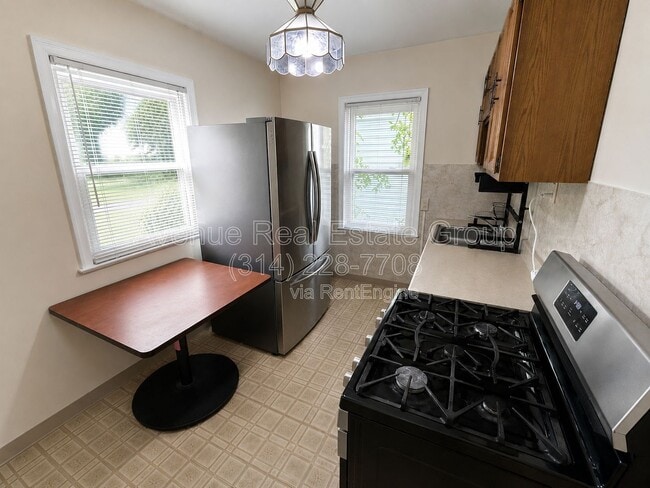 Building Photo - 7712 Brocton Ct