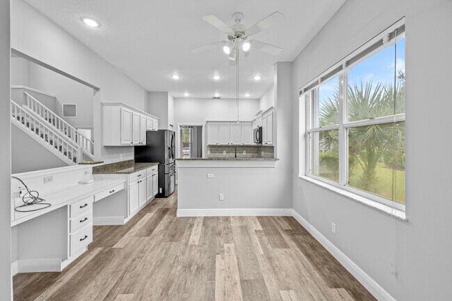 Building Photo - 3033 SE Brierwood Pl
