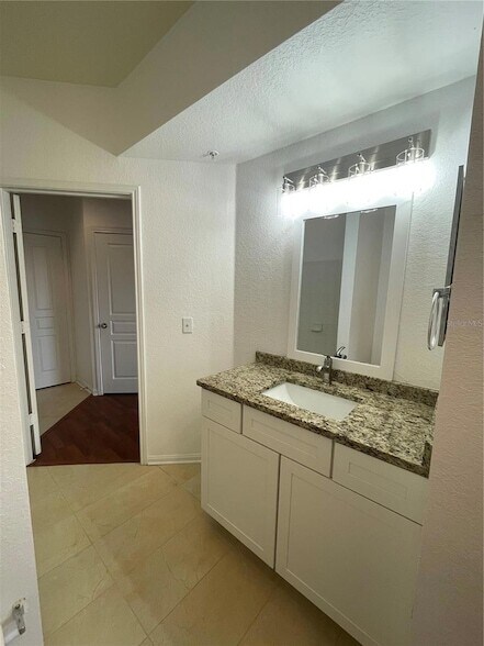 Building Photo - 5125 Palm Springs Blvd