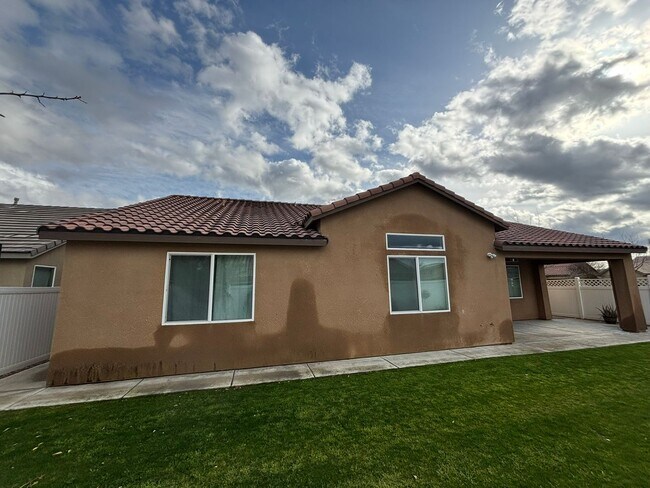 Building Photo - 14802 Yellow Lupine Dr