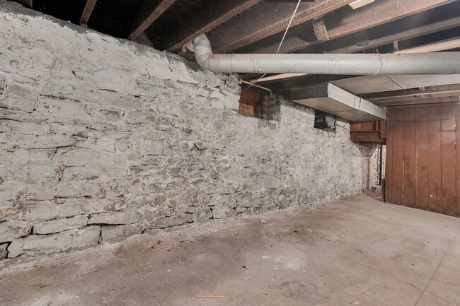 Building Photo - 171-173 N 18th St