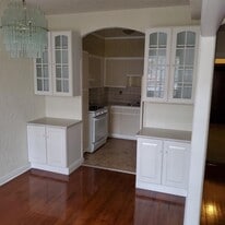 Building Photo - Seeley Apartments