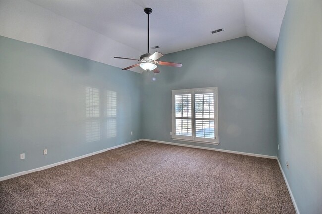 Building Photo - 1325 Rain Hollow Cir E