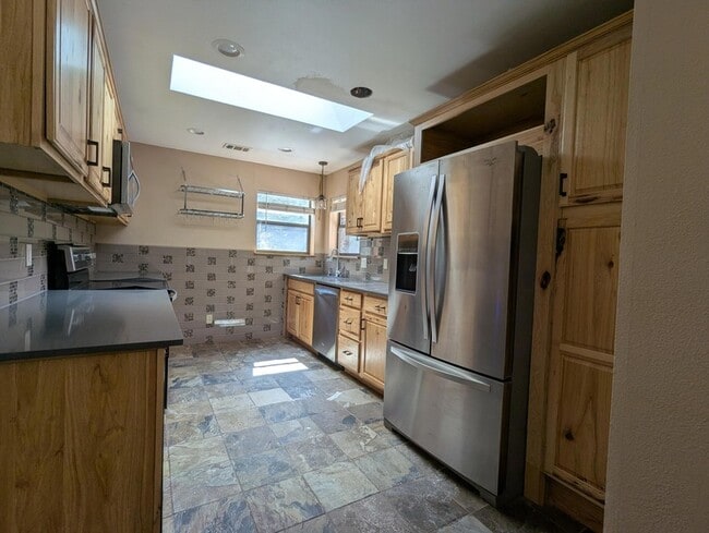 Building Photo - 4 Cavaletti Ct