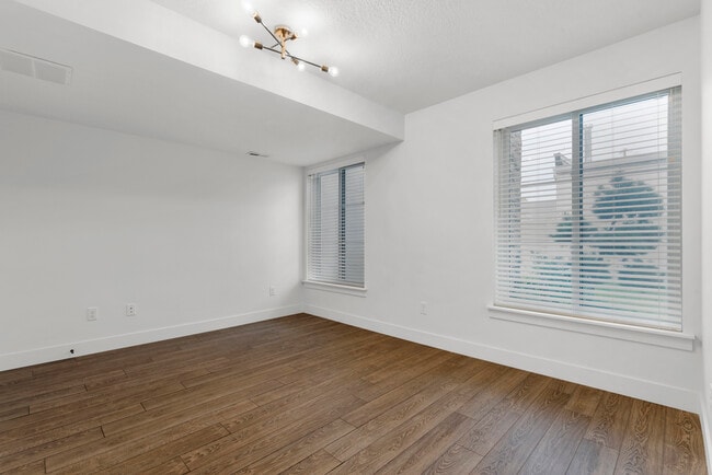 Building Photo - 2970 Richmond View Ct