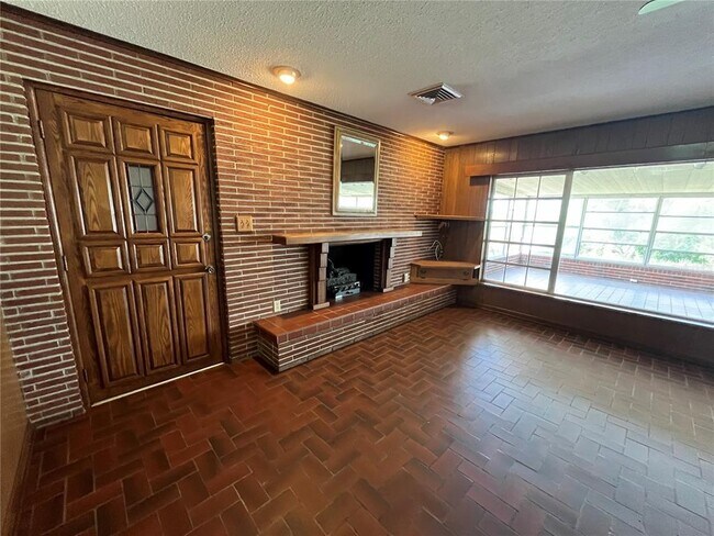 Building Photo - 1145 S Lake Reedy Blvd