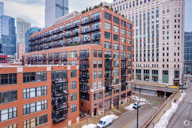 Building Photo - Union Square Condominiums