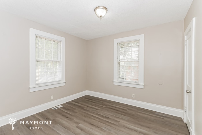 Building Photo - 2358 Forster St