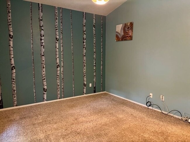 Building Photo - 3867 S Mitchell Cove