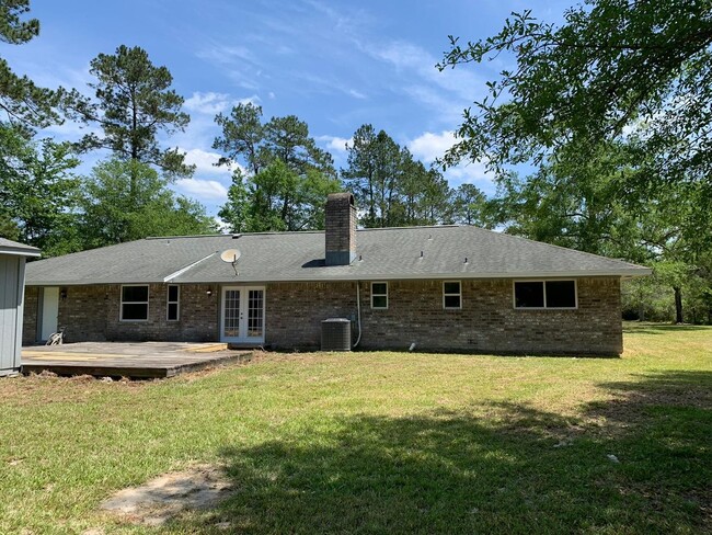 Building Photo - Gorgeous all renovated Home in Lumberton, TX!