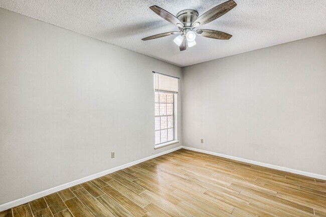 Building Photo - 601-603  Alicante Way
