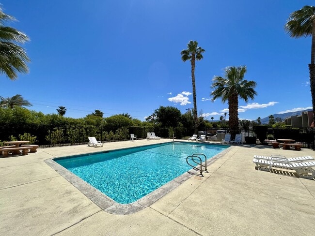 Building Photo - Furnished (also available unfurnished - please inquire) 3-Bedroom Townhome in a Gated Palm Spring...