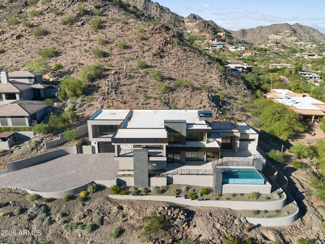 Building Photo - 6975 North 39th Pl