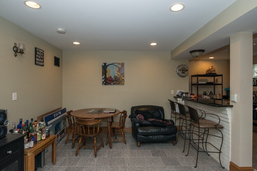Building Photo - 2448 N Campbell Ave