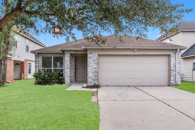 Building Photo - 16957 Wren Hill St