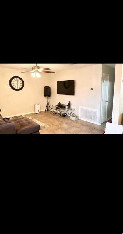 Building Photo - 2891 Hickorybrook Dr