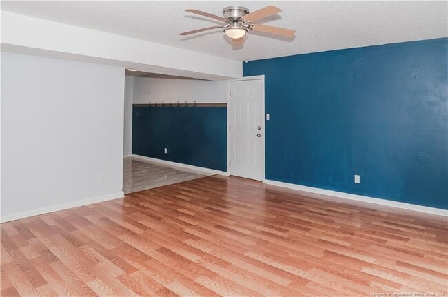 Building Photo - 1302 Kienast Dr