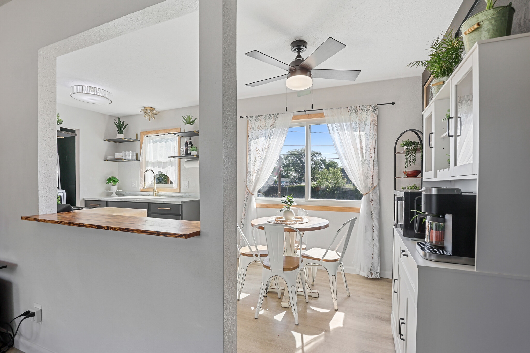 Building Photo - 2120 Rena Pl