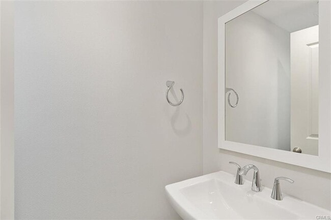 Building Photo - Newer Condo Best Location in Portola Springs