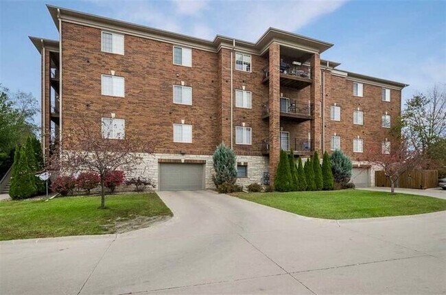 Building Photo - $1,560 | 2 Bedroom, 2 Bathroom 1st Floor Condo | No Pets | Available for August 1st, 2026 Move In!