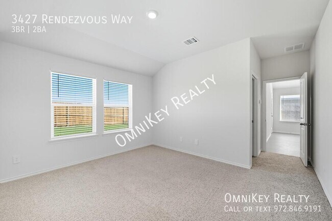 Building Photo - 3427 Rendezvous Way