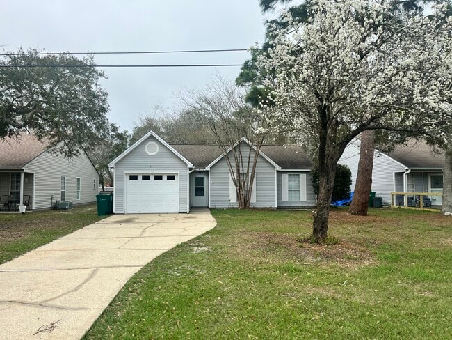 Building Photo - 41 3rd Ave