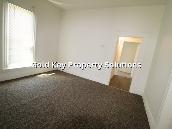 Building Photo - MUNCIE Cozy 2 BR 1 BA House with Main-Level Laundry (NO SECTION 8)