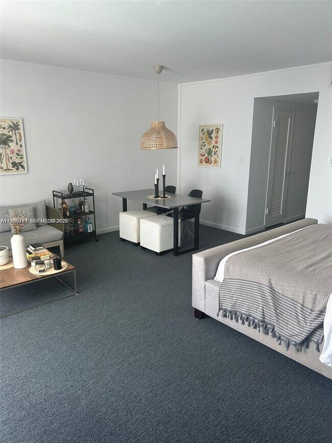 Building Photo - 1200 West Ave