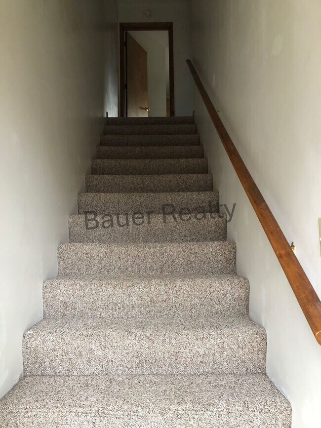 Building Photo - le9