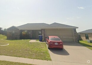 Building Photo - 1309 Marlee Cir