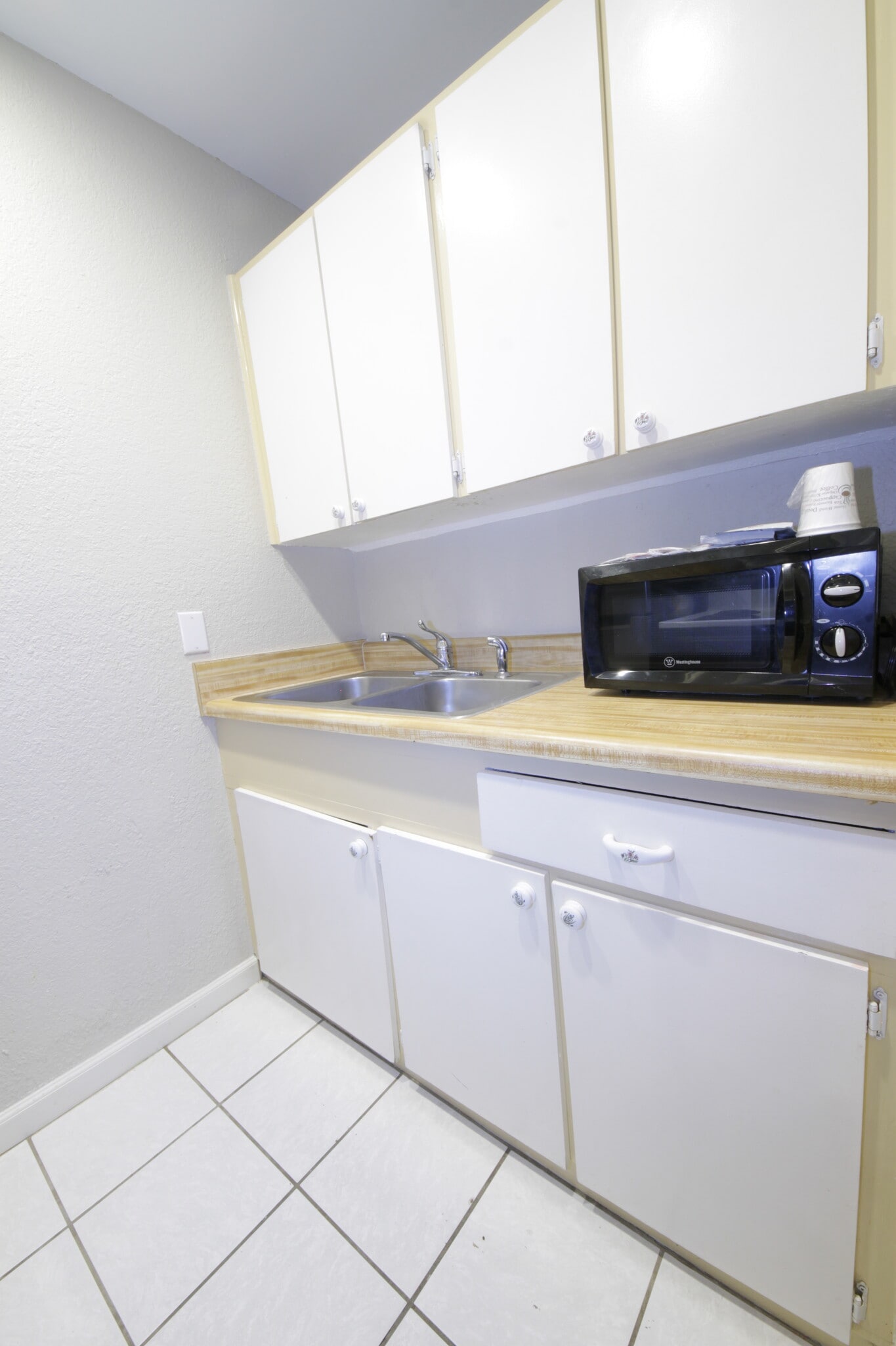 Typical Kitchen - 2105 Bristol W Ave