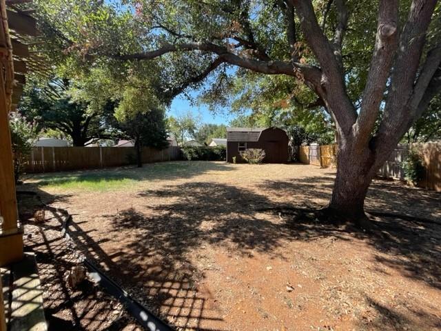 Building Photo - 8508 Willow Creek Ct