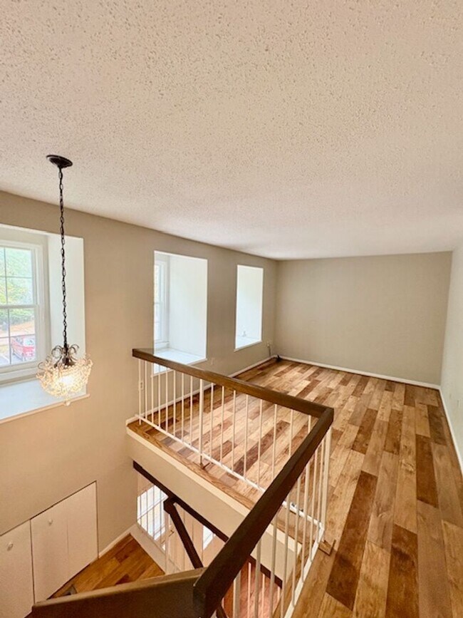 Building Photo - 13822 Grey Colt Dr