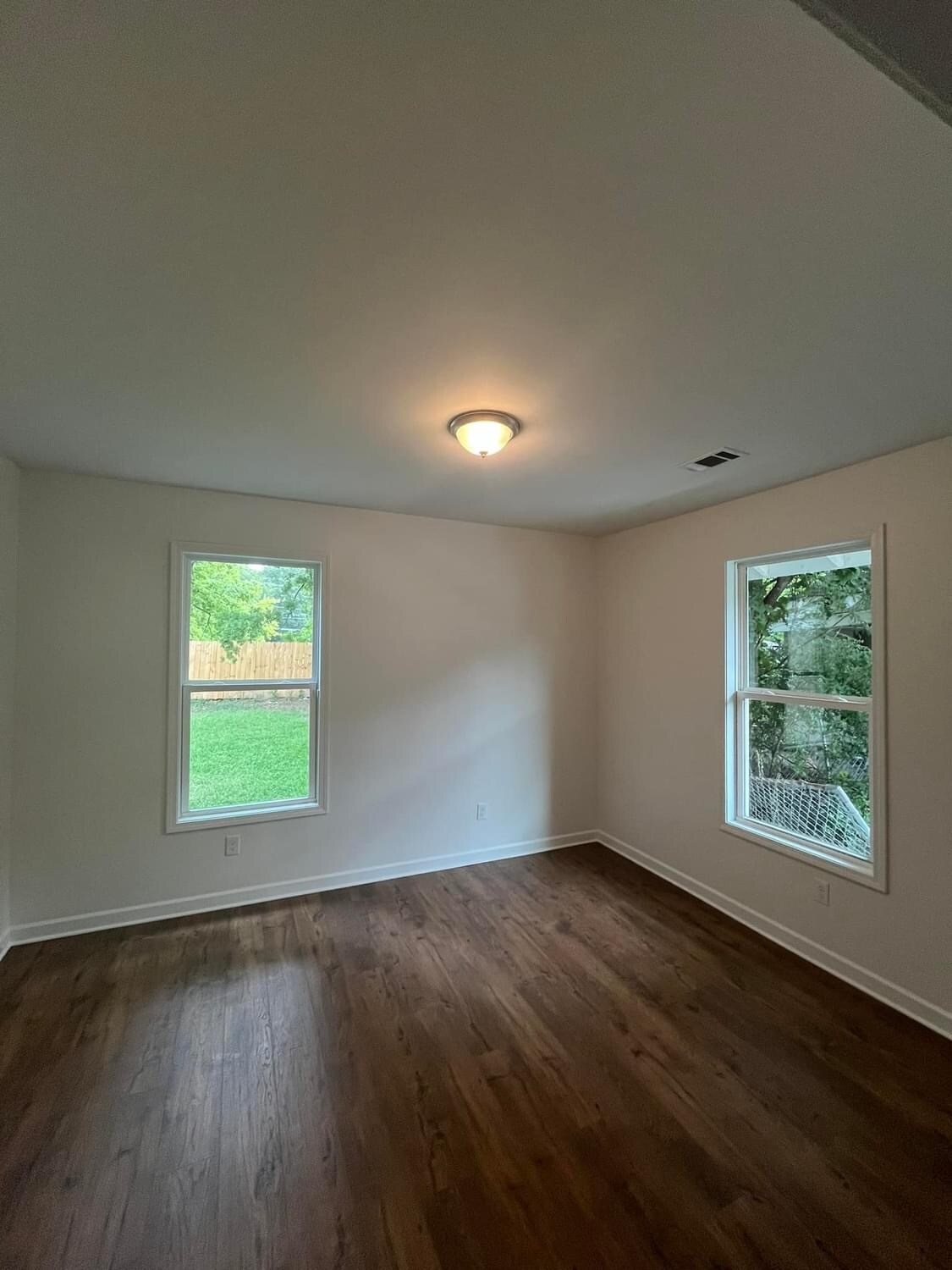 Building Photo - 898 Faxon Ave