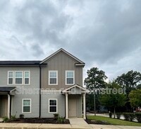 Building Photo - 602 Dobhill Ln