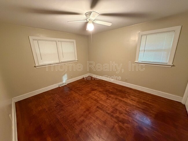 Building Photo - 6831 W Mt Dr